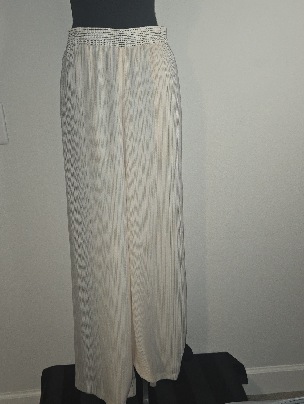 BCBGMaxAzria Wide Leg Pants